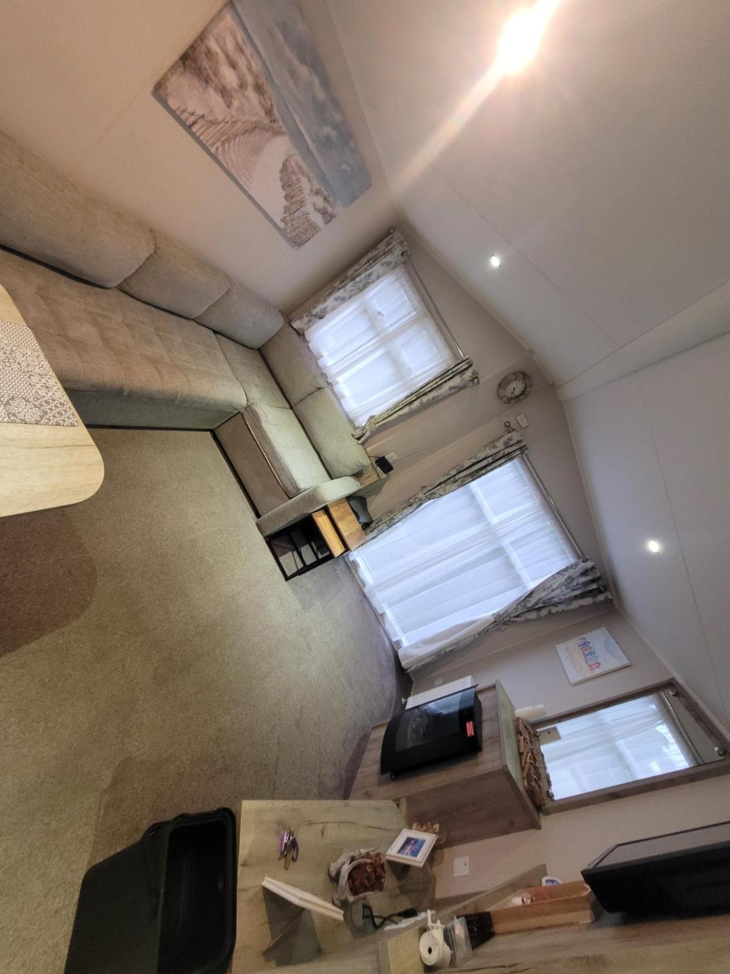 A22 Unity Beach Holiday Resort Unity Brean Sleeps 8 People 3 Bedrooms 1 Pet Stays Free Berrow エクステリア 写真