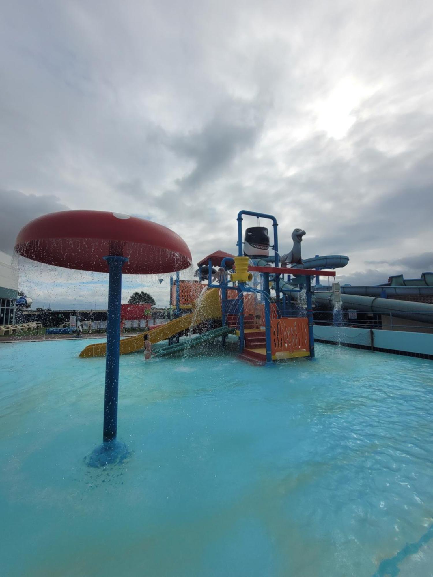 A22 Unity Beach Holiday Resort Unity Brean Sleeps 8 People 3 Bedrooms 1 Pet Stays Free Berrow エクステリア 写真
